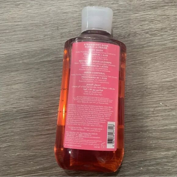 3/$25 ✺ Bath and Body works strawberry  soda body wash - Picture 3 of 3